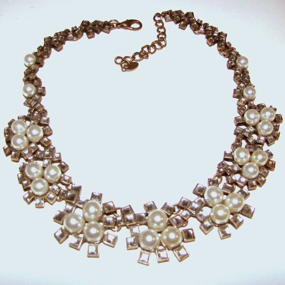 Zara Crystal & Pearl Statement Necklace! - Picture 1 of 3